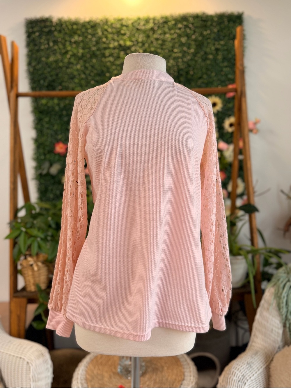 Women's Pink Lace-Sleeve Thermal Pullover